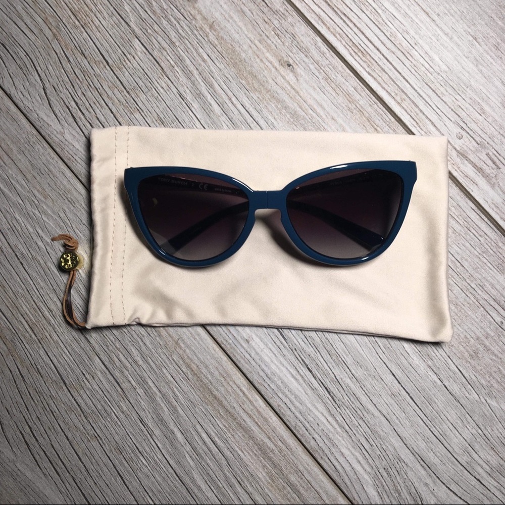 *SOLD* Blue Tory Burch folding sunglasses